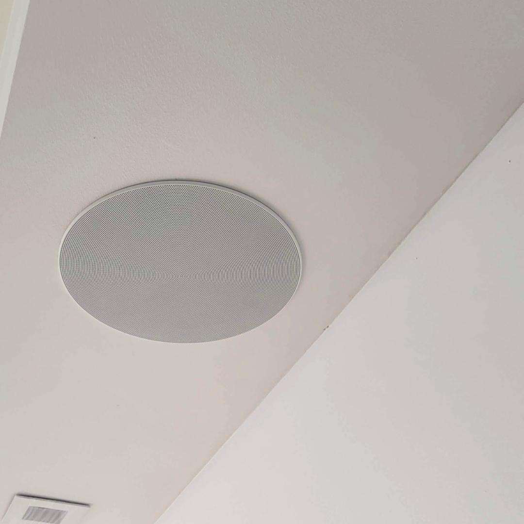 In-ceiling audio speaker